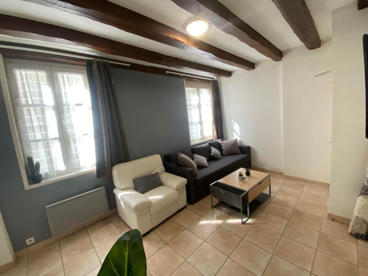 Logement De Groupe Au Centre D'Azay Le Rideau Bagian luar foto