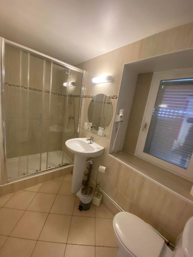 Logement De Groupe Au Centre D'Azay Le Rideau Bagian luar foto